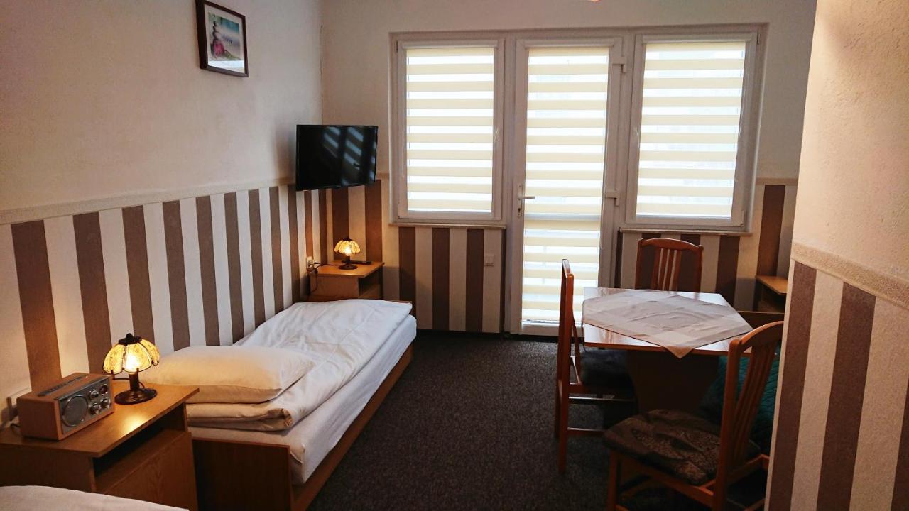 Ogrodowe Zacisze Apartment ยาสต์เชอเบีย กูรา ภายนอก รูปภาพ