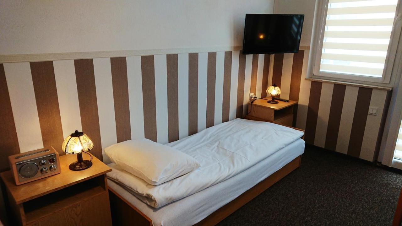 Ogrodowe Zacisze Apartment ยาสต์เชอเบีย กูรา ภายนอก รูปภาพ